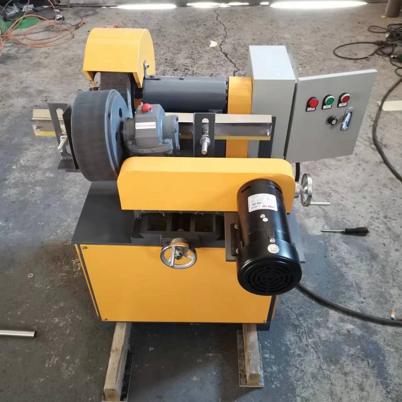 Wood Pipe Polishing Machine