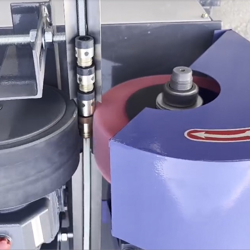 Conical tube polishing machine