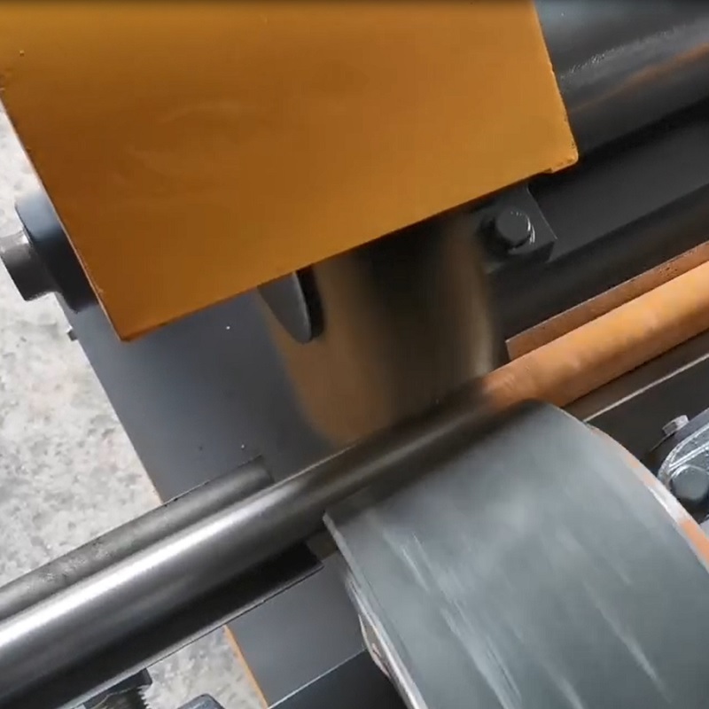 steel pipe polishing machine