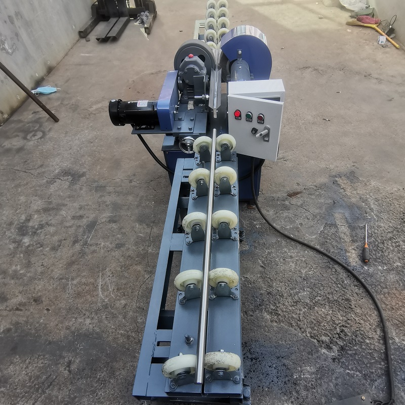 Automatic Pipe Polishing Machine With Pipe Stands