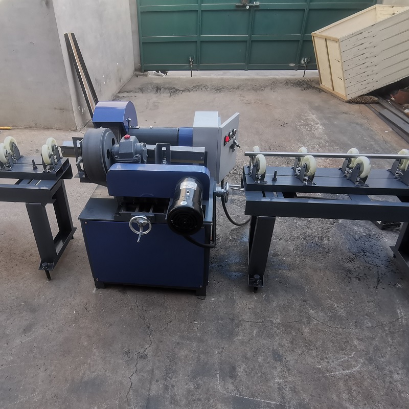Automatic Pipe Polishing Machine With Pipe Stands