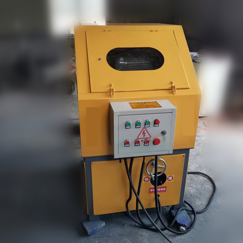 Aluminium pipe polishing machine