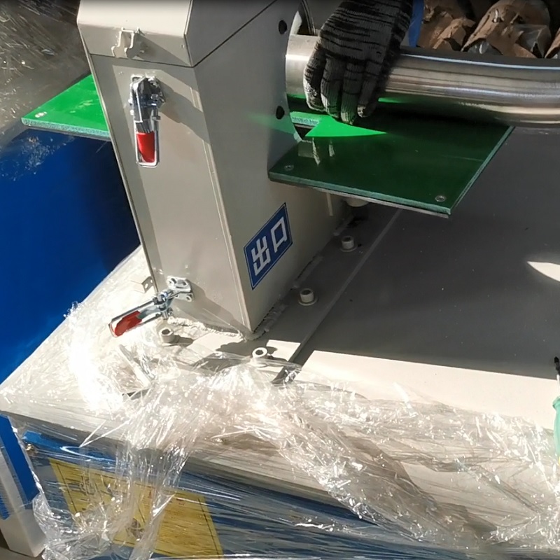Planetary pipe polishing machine