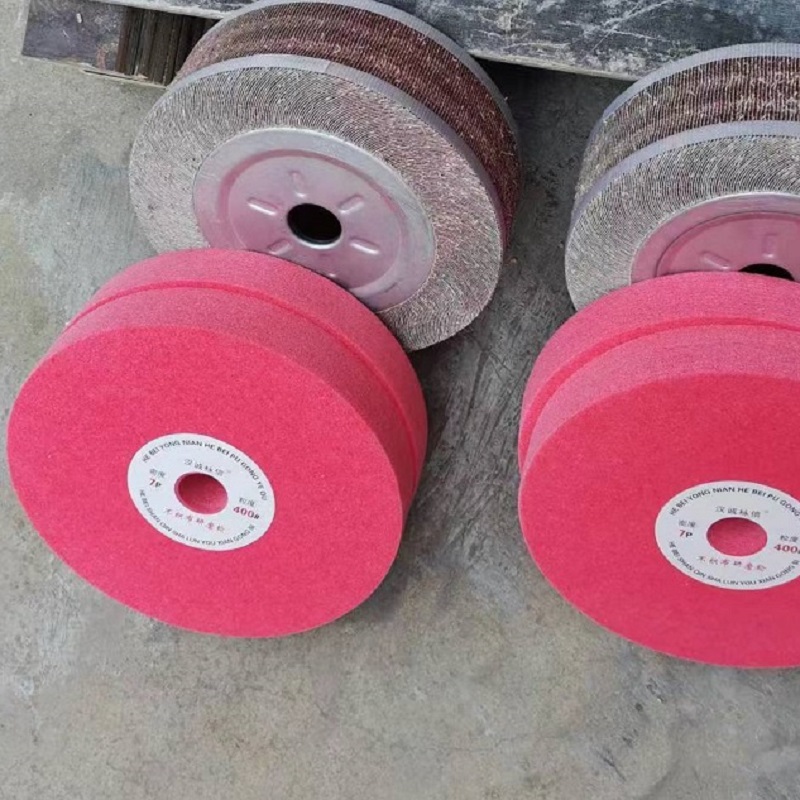 Thin wall pipe polishing machine