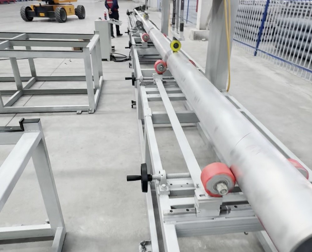 Pipe inner polishing machine