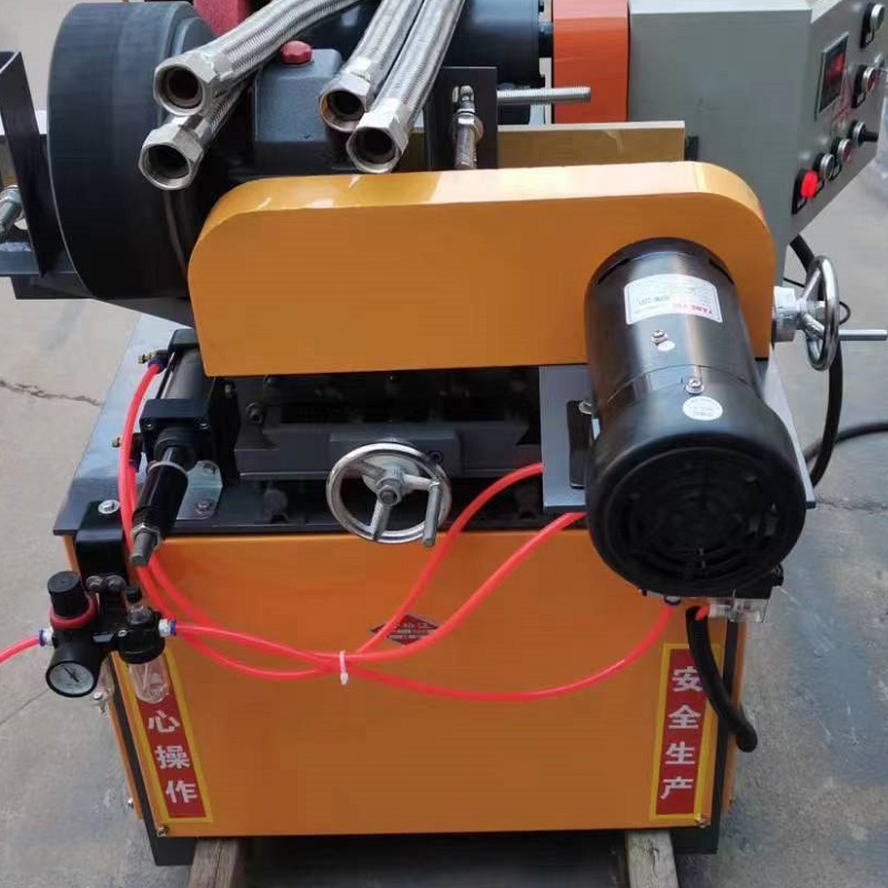 Ball head rod polishing machine