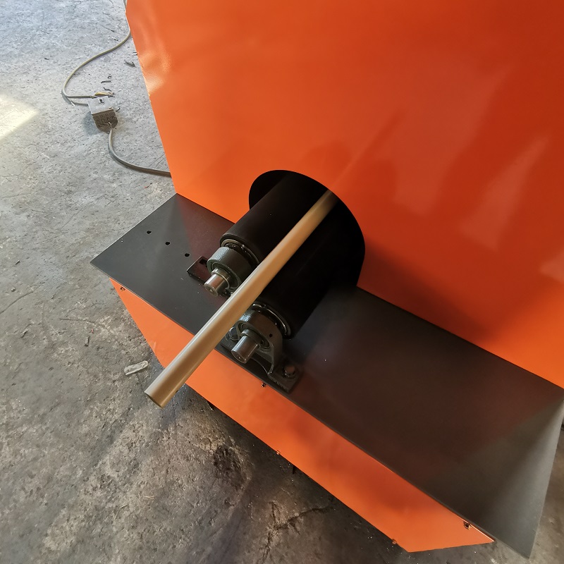 No scratch pipe polishing machine