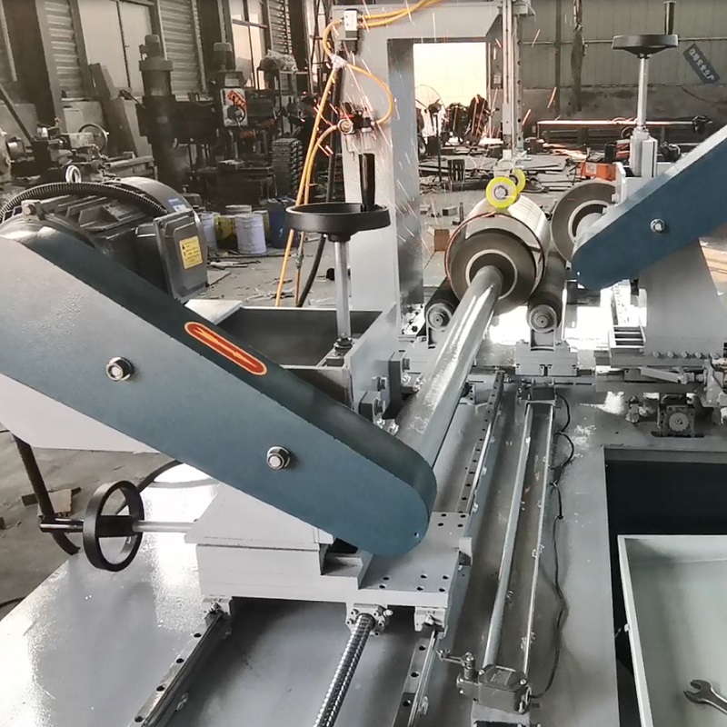 Chrome Nickel Pipe Polishing Machine